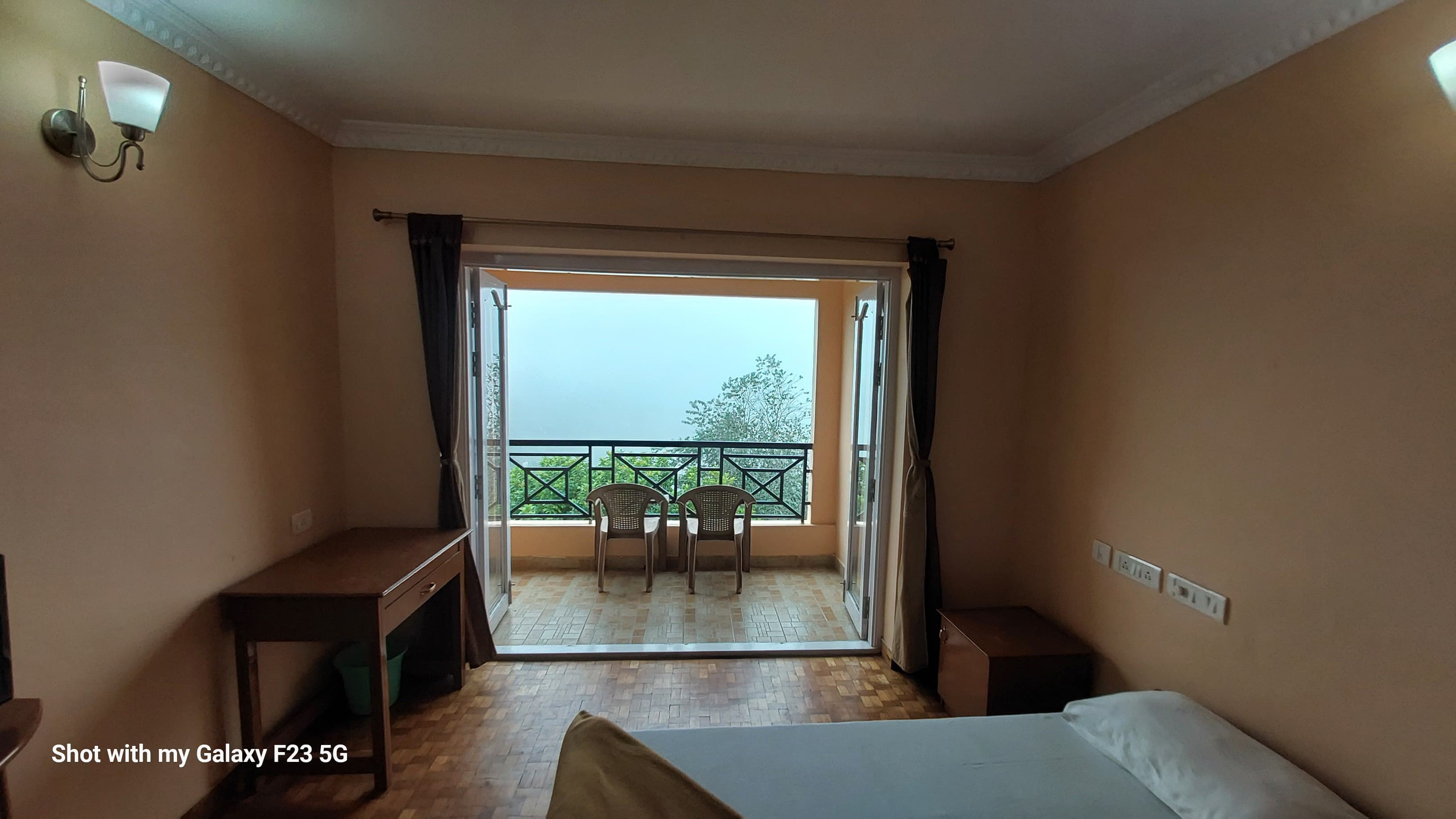 NSN GRANDE HOME STAY - Tap to explore photos