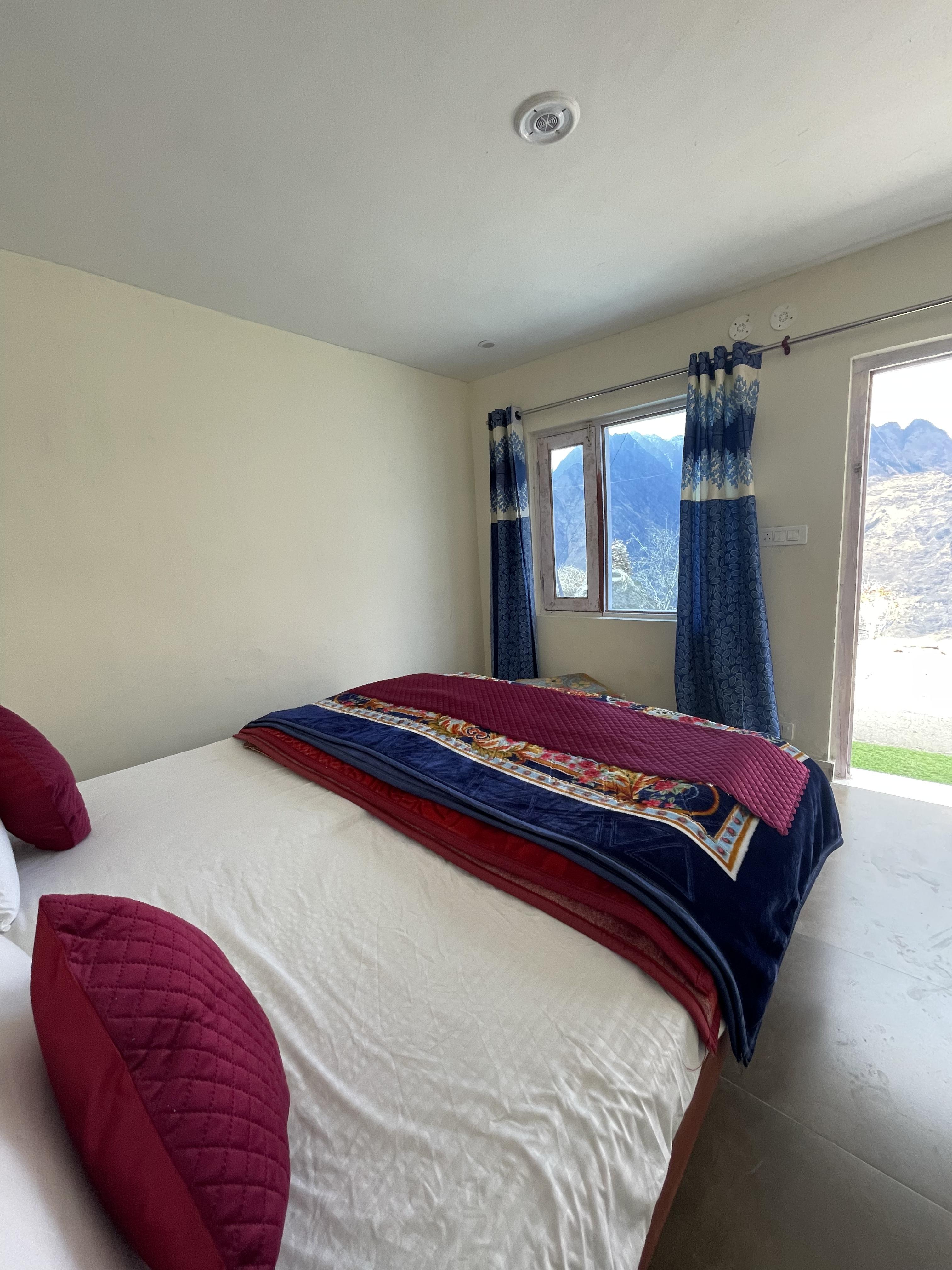 Parilok Homestay - Tap to explore photos