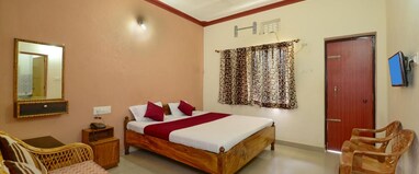 Hotel Surya Inn, 900mtrs from Konark Temple