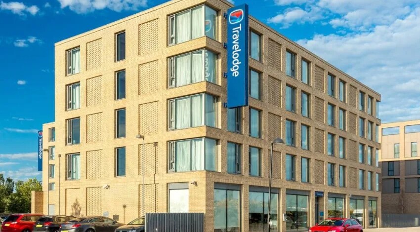 Travelodge London Excel - Tap to explore photos