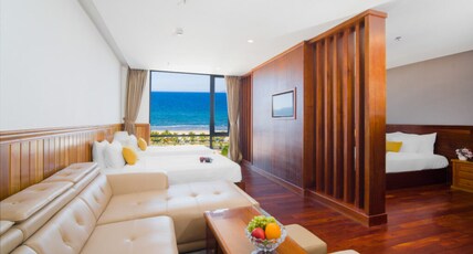 Sunny Ocean Hotel & Spa Room Type - Suite Family Sea View Sunny Ocean Hotel & Spa Room Type - Suite Family Sea View