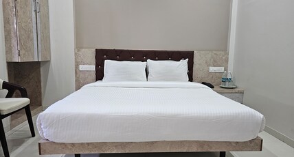 Hotel King Raama Room Type - Standard Non Ac Room