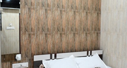 Hotel Bhagirath Room Type - Bedroom 2