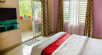 Prakriti's Abode Room Type - Queen Bed With Free Wifi