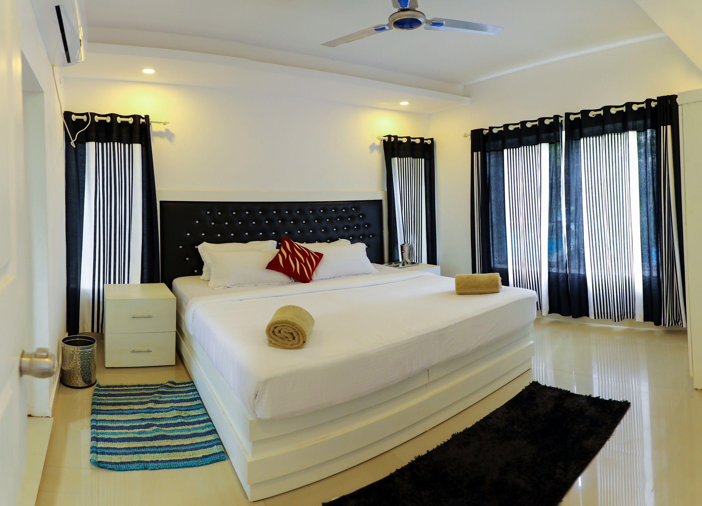 Kallat British Resort - Tap to explore photos