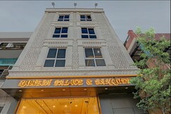 Hotel Ramesh Palace