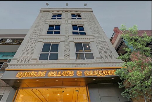 Hotel Ramesh Palace