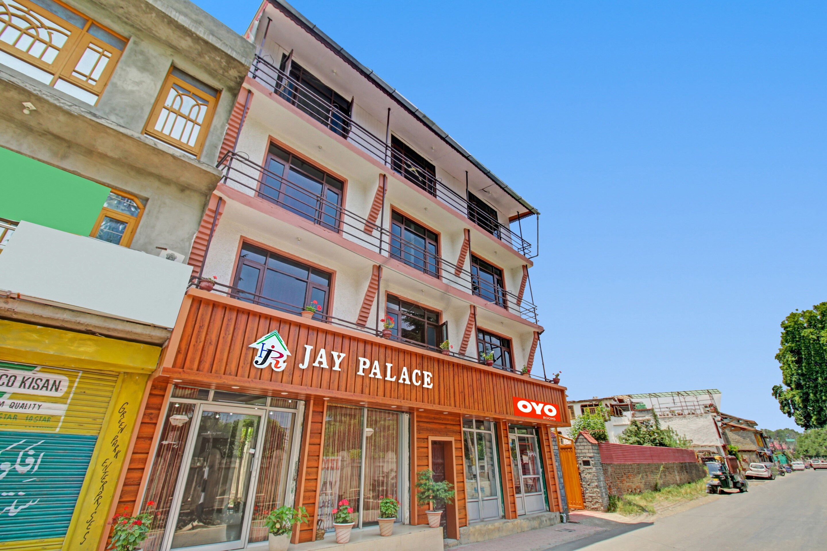 Hotel O Jay Palace - Tap to explore photos