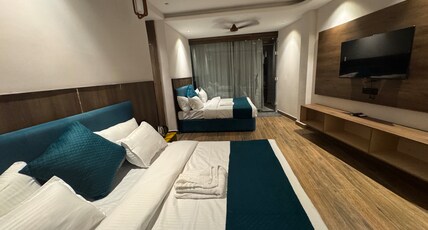 Hotel Ganga Aamantran Room Type - Deluxe Four Bed