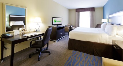 Holiday Inn Houston Webster, an IHG Hotel Room Type - 1 King Bed Standard