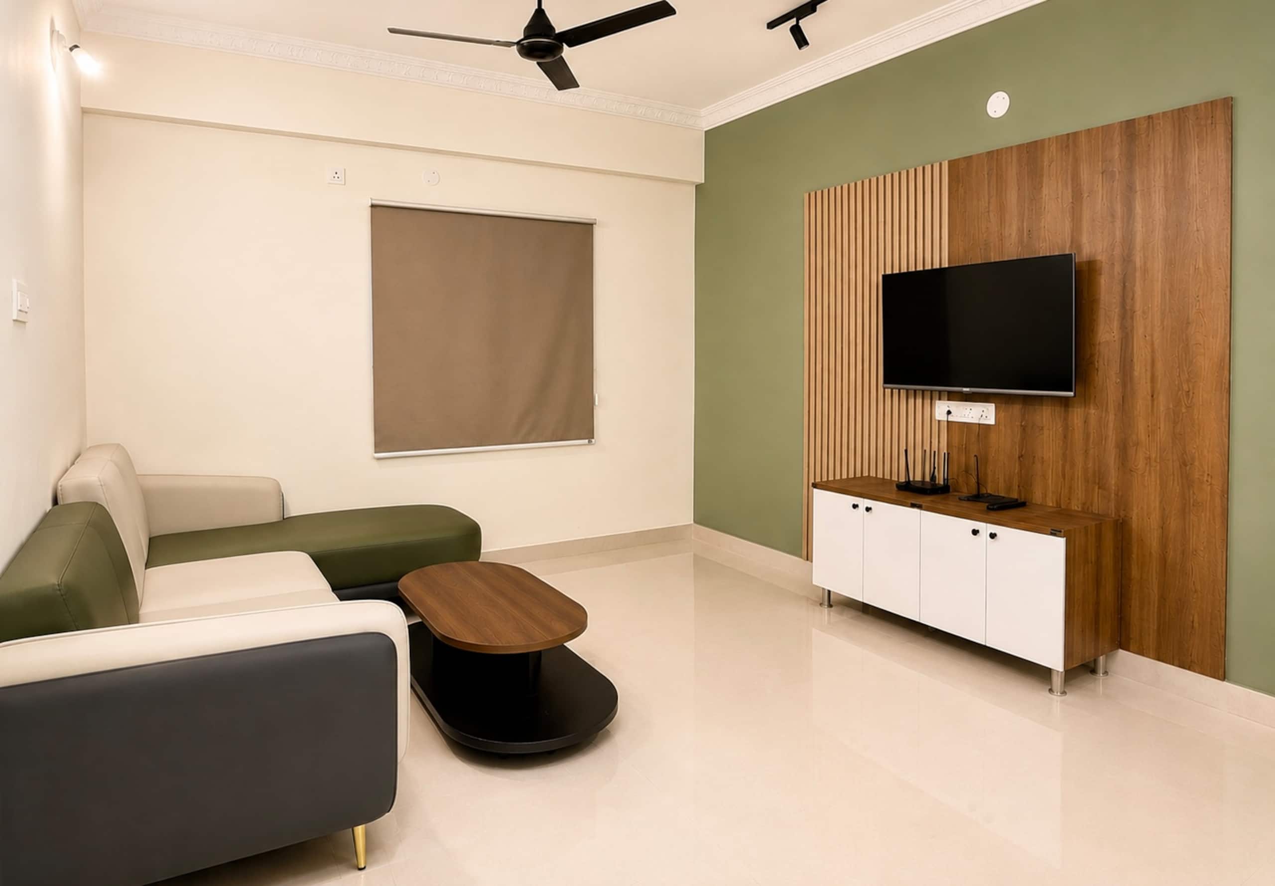 Cozy Calm Olive 2BHK Financial District ISB - Tap to explore photos