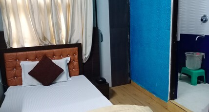 City Plaza Guest House Room Type - Standard Room (Single bed) Non AC