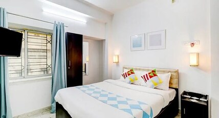 Sudarshan Villa 10 Min From Ruby Hospital Room Type - Deluxe AC Room