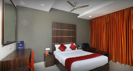 Hotel Nachiappa Park Room Type - Deluxe Ac Room