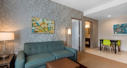 Home2 Suites By Hilton Olive Branch Room Type - 1KG MOB HR ACC TUB SUITE