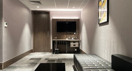 Crowne Plaza LONDON - KINGSTON Room Type - 2 Bedroom Suite 2 Double