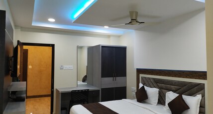 Kings Palace Room Type - Deluxe Double With Balcony