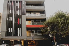 Super Townhouse Dilshad Garden Near Dilshad Garden Metro Station