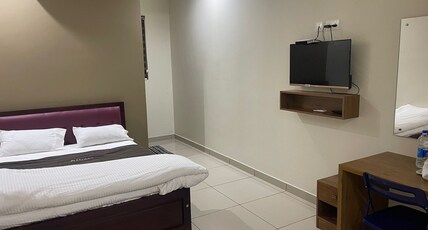 KM MANSION Room Type - Standard AC Room