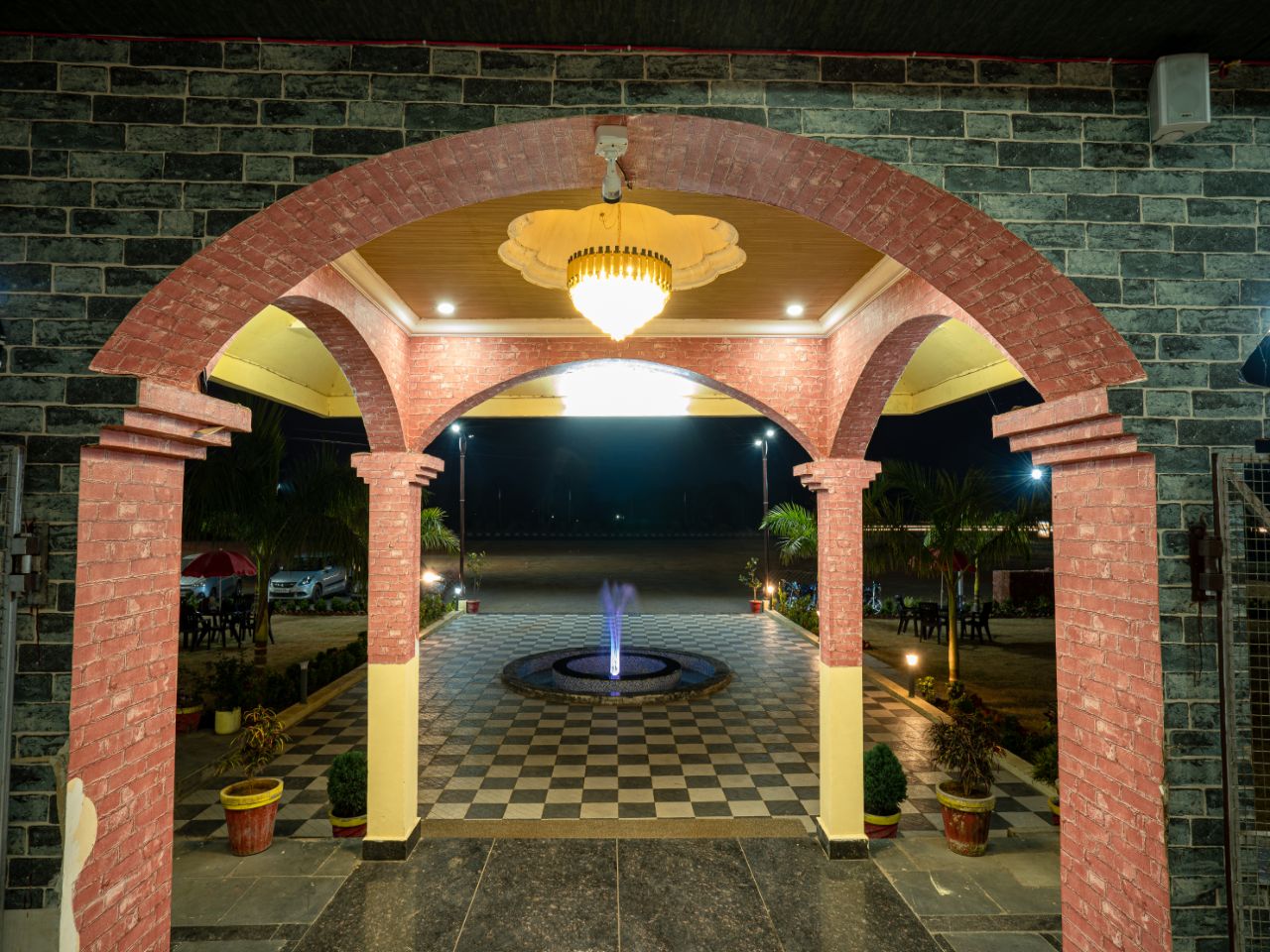 Hotel Chhattisgarh Palace - Tap to explore photos
