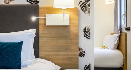 Holiday Inn Perpignan, an IHG Hotel Room Type - 1 King 2 Twin Standard