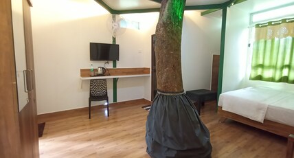 SpiceBuds FarmStay - Ramakkalmedu Room Type - TreeHouse Cottage 2 - Plantation View