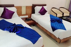 Canary Inn Hotel