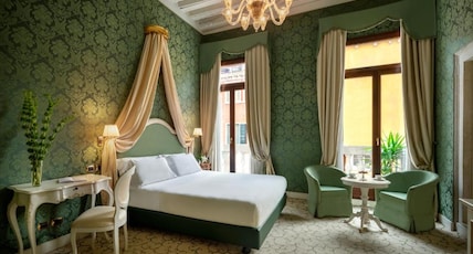 Maison Venezia | UNA Esperienze Room Type - Premium Double Room