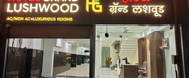 Hotel Grand Lushwood