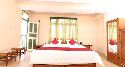 Hotel Tenancy - 2min walking distance from Mg Marg Room Type - Super Deluxe Room With Balcony Hotel Tenancy - 2min walking distance from Mg Marg Room Type - Super Deluxe Room With Balcony