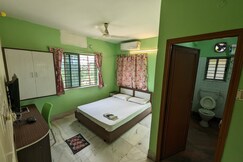 Lake Palace - Near TCS Gitobitan