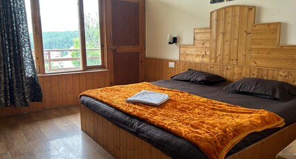 The Den Inn Room Type - Bedroom 2