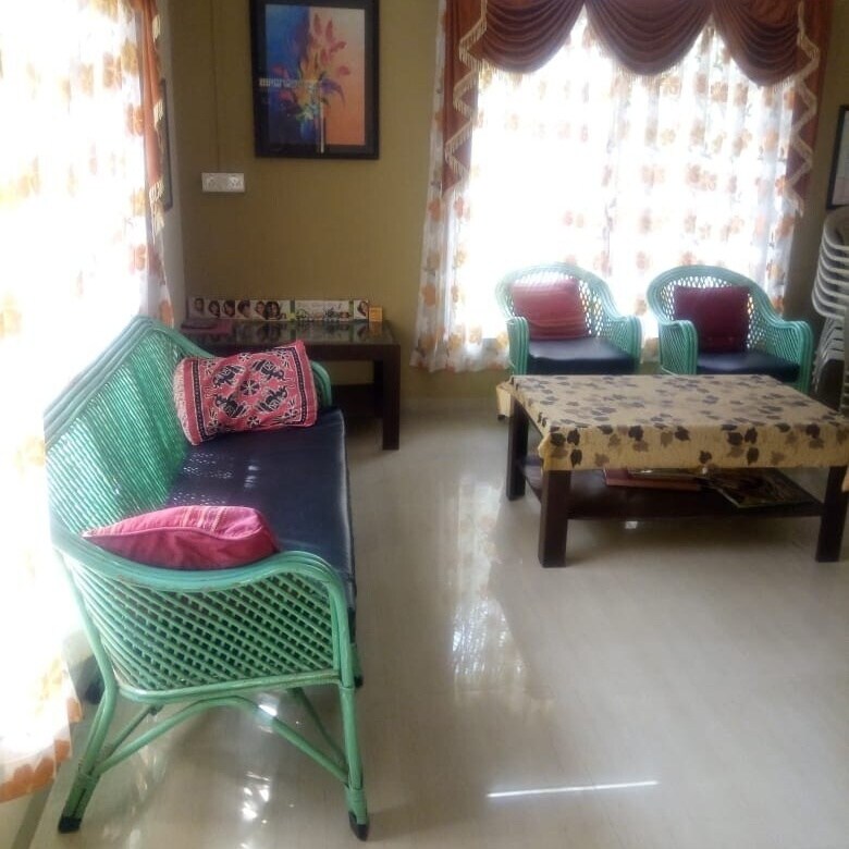 Tathastu Guest Home Safe & Comfort - Tap to explore photos