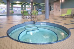 Holiday Inn Express & Suites BRANDON