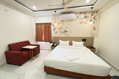 Hotel Dhanwik