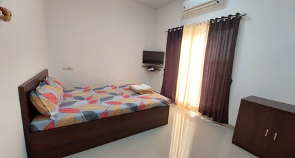 Palm Villa and Cottage Room Type - Deluxe Double Room with Extra Bed