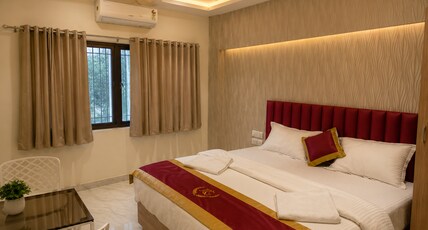 Hotel Royal Galaxy Room Type - Deluxe Room with Air Conditioning