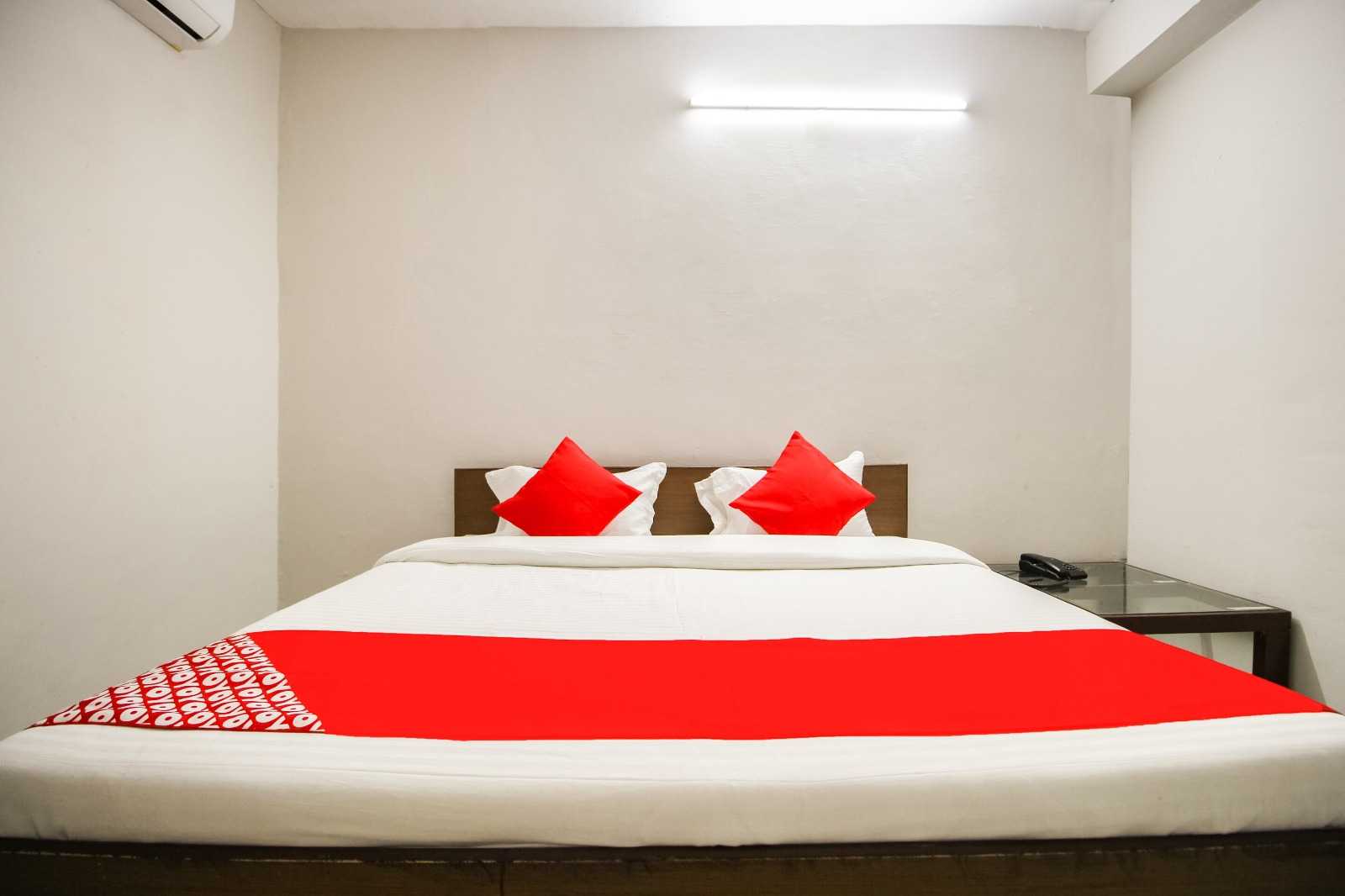Super Hotel O Joy - Tap to explore photos