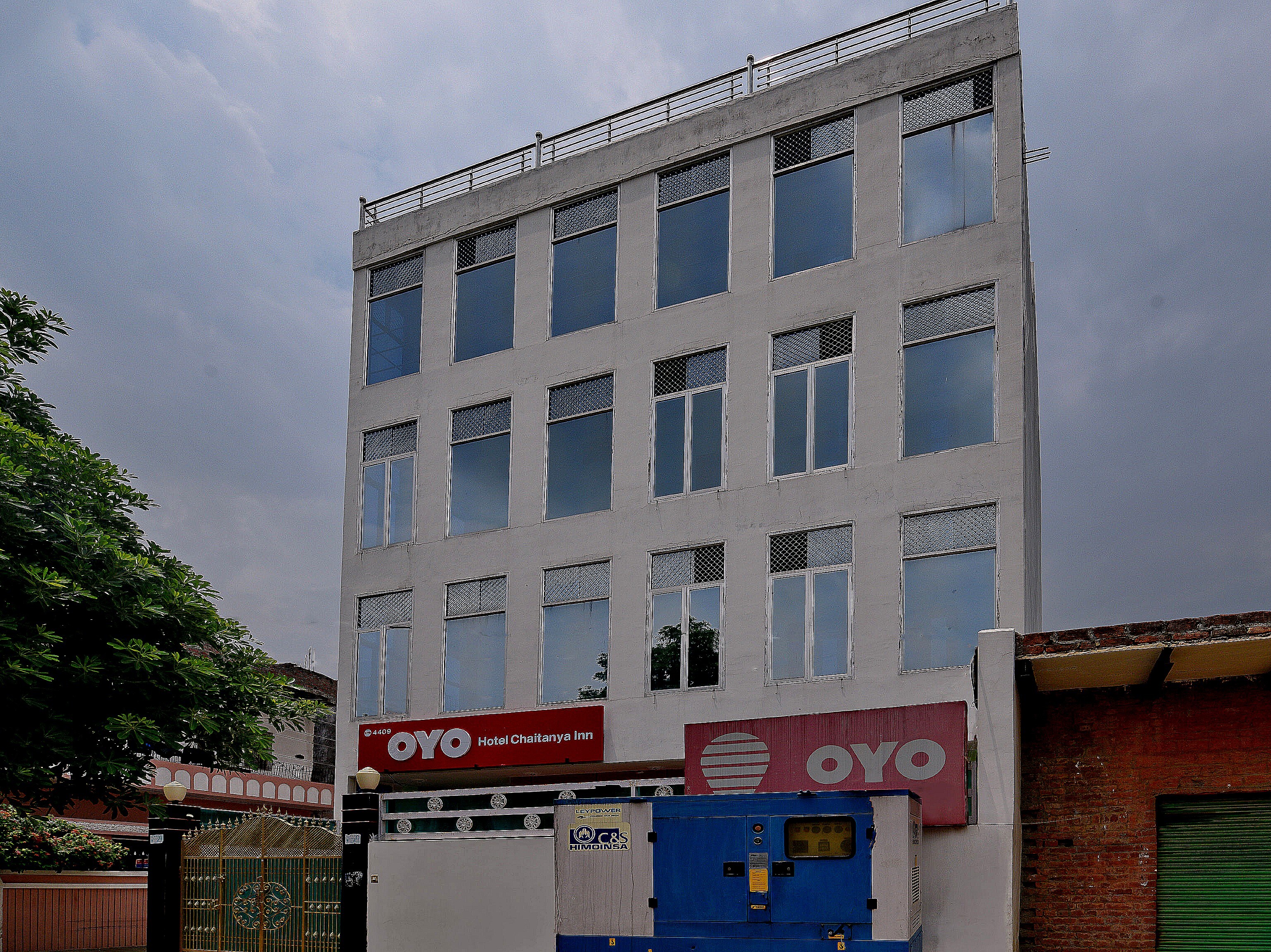 Hotel O Chaitanya Inn - Tap to explore photos
