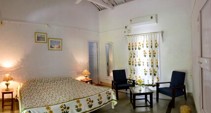 Jambughoda Palace | A Home For Nature Lovers Room Type - Standard AC | Courtyard View