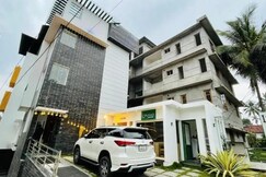 Royal Liya Residency