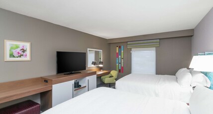 Hampton Inn Weston Room Type - 2 QUEEN BEDS W  FRIDGE NS