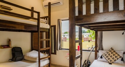 Moustache Pushkar Room Type - 6 Bed Mixed AC Room