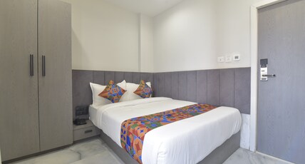 Hotel The Grey Circle vijay nagar Room Type - Standard Room