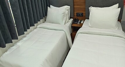 LILIUM HOTELS Room Type - Executive Twin Room