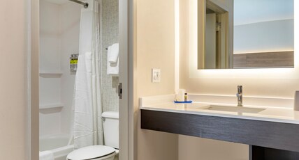 Holiday Inn Express Hotel & Suites Albuquerque Midtown Room Type - 2 Queen Beds One Bedroom Suite Holiday Inn Express Hotel & Suites Albuquerque Midtown Room Type - 2 Queen Beds One Bedroom Suite