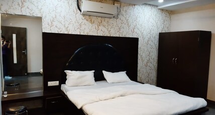 The New Shailgiri Room Type - AC SUPER DELUXE