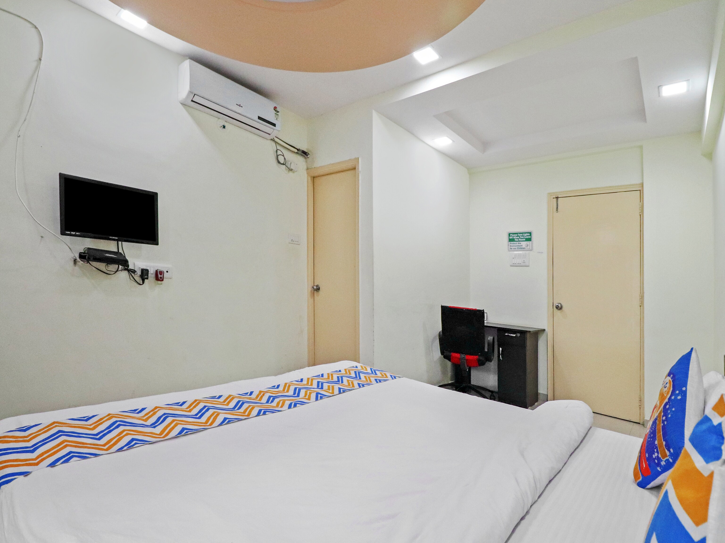 EMA APARTMENT - Tap to explore photos