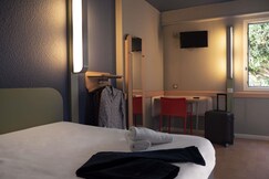 Ibis Budget Arles Sud Fourchon