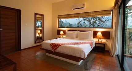 VAASTA Vagamon Room Type - The AC Suite With Balcony